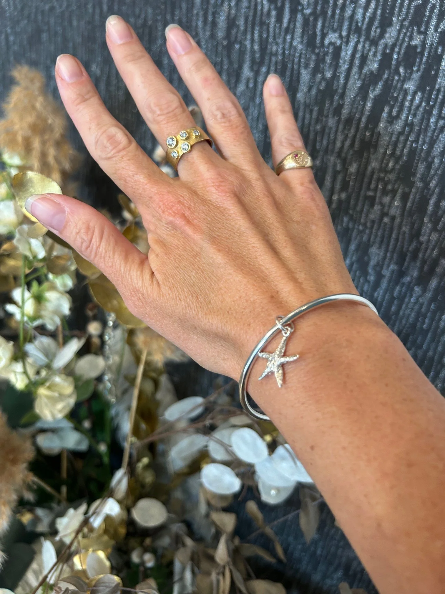 starfish-bangle-silver.jpeg