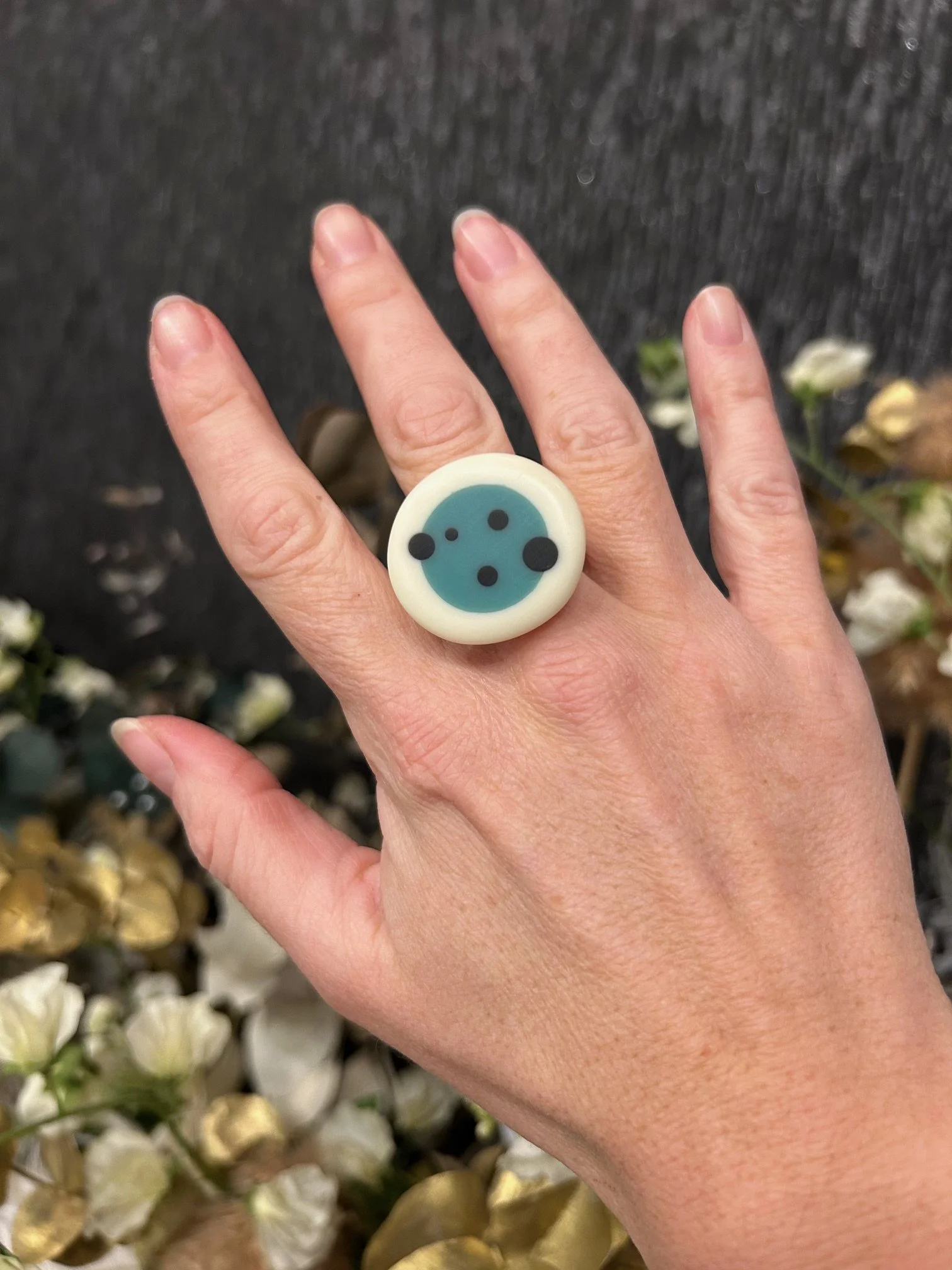 tiki-brighton-ring-preloved-resin.jpeg