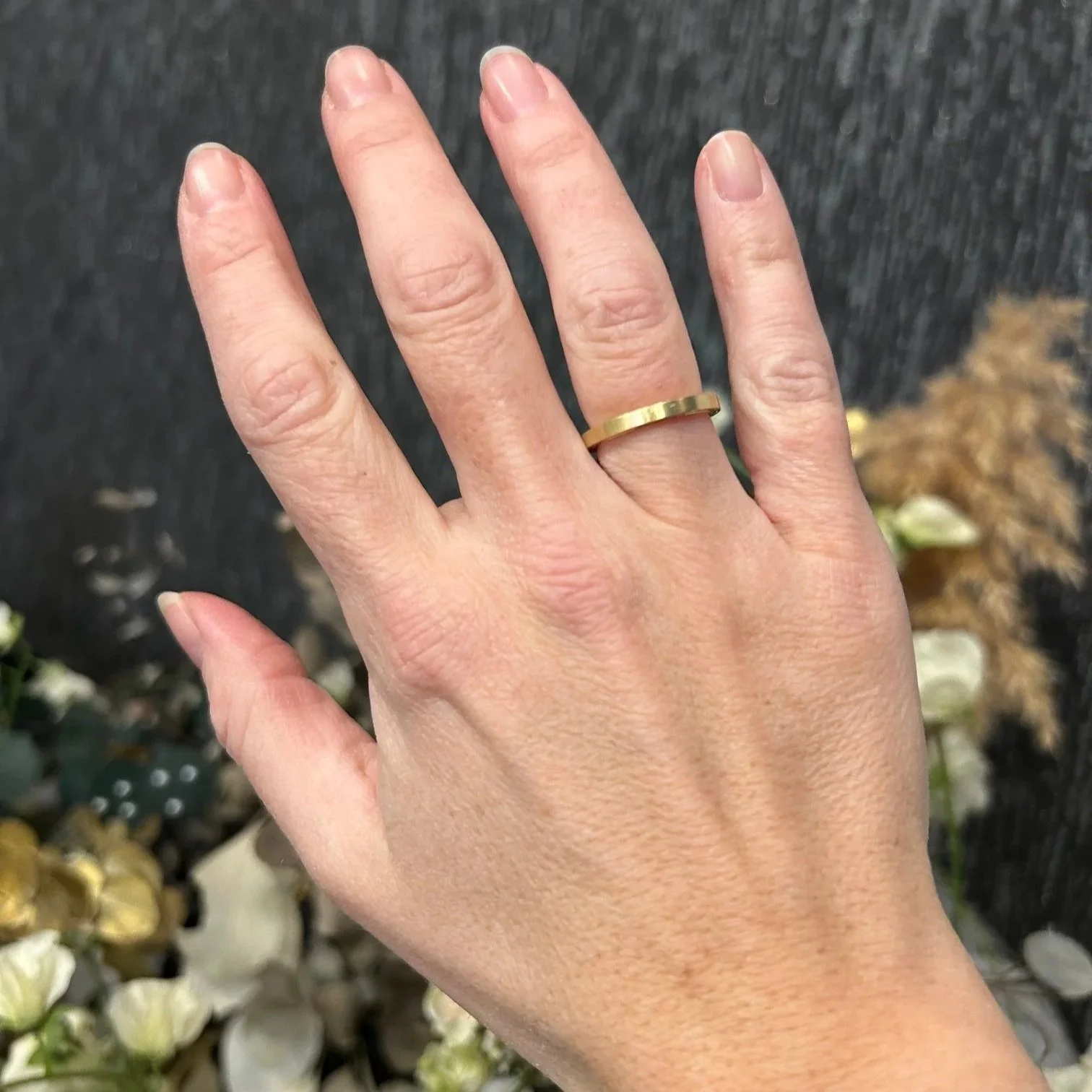 isabelle-capitain-ring-gold-eternity-diamond.jpg