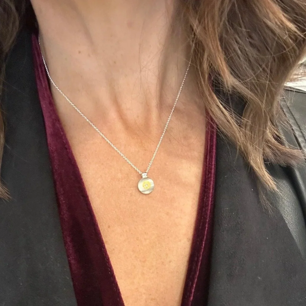 circle-triangel-diamond-pendant.jpg