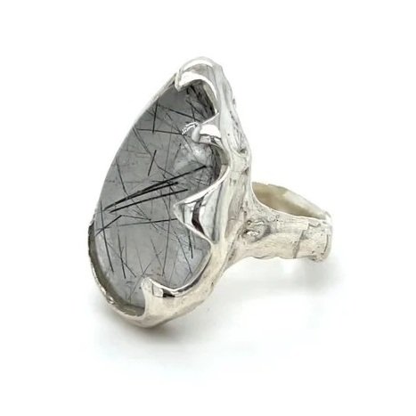 emily-lisbeth-ring-quartz.jpg