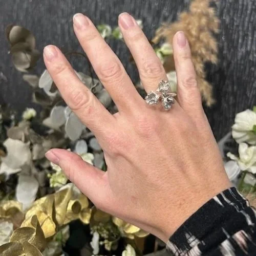sh-jewellery-edinburgh-contemporary-stacey-whale-ring-sustainable