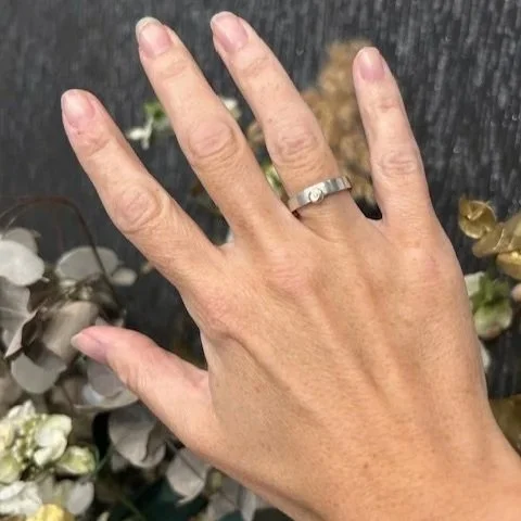preloved-ring-silver-diamond-gold.jpg
