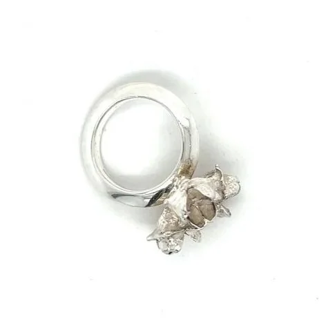 sh-jewellery-edinburgh-contemporary-stacey-whale-ring-ethical