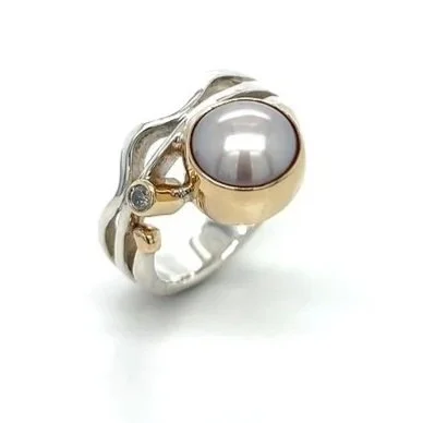 sh-jewellery-edinburgh-contemporary-leigh-fotheringham-pearl-and-diamond-ring