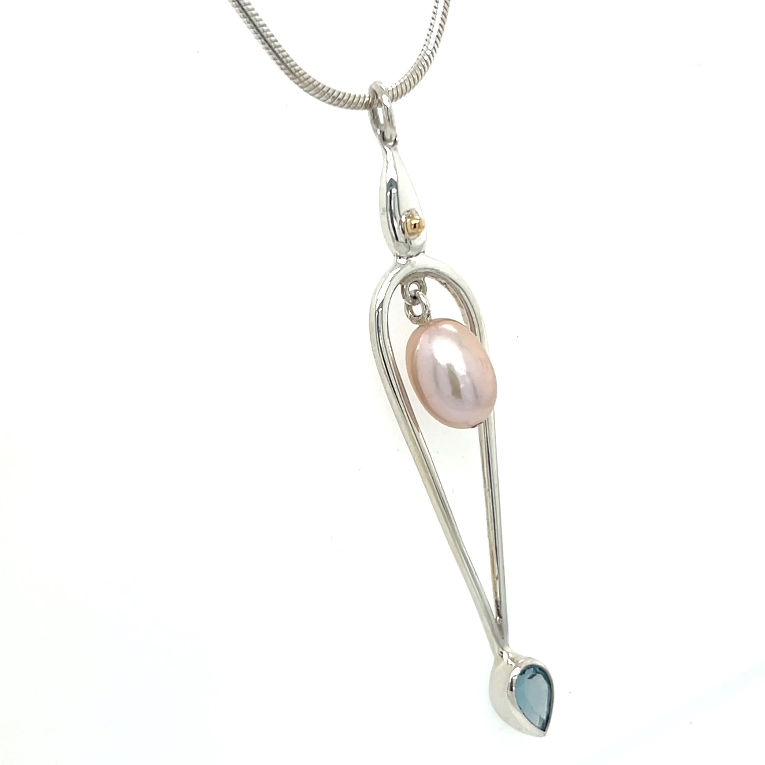 leigh-fotheringham-pendant-silver-pearl-topaz.jpg