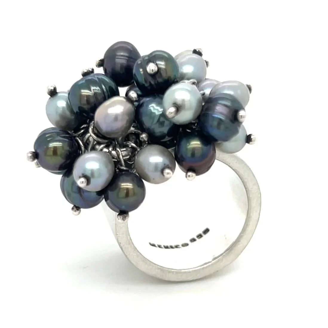 Pearl Cluster Ring