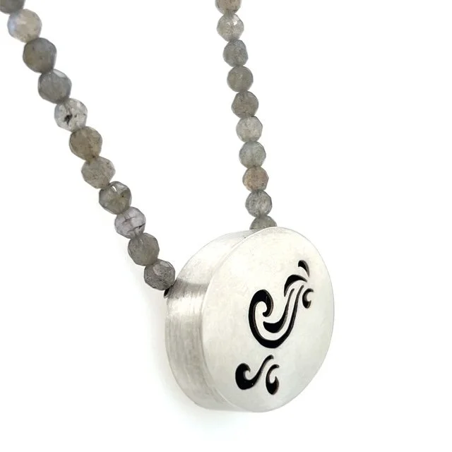 hannah-louise-lamb-pendant.jpg