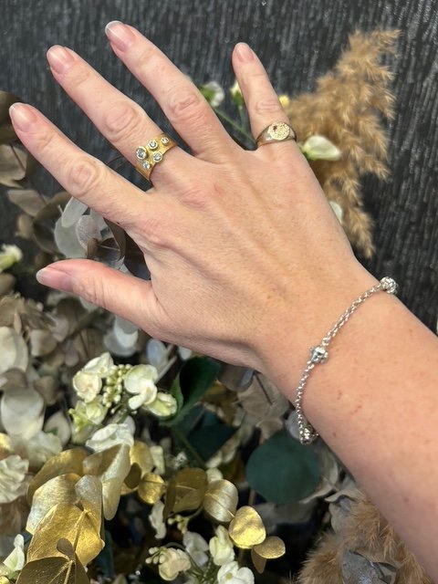 patrick-mavros-elephant-bracelet-preloved.jpeg