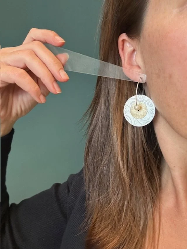preloved-silver-gold-pearl-texture-earring.jpg