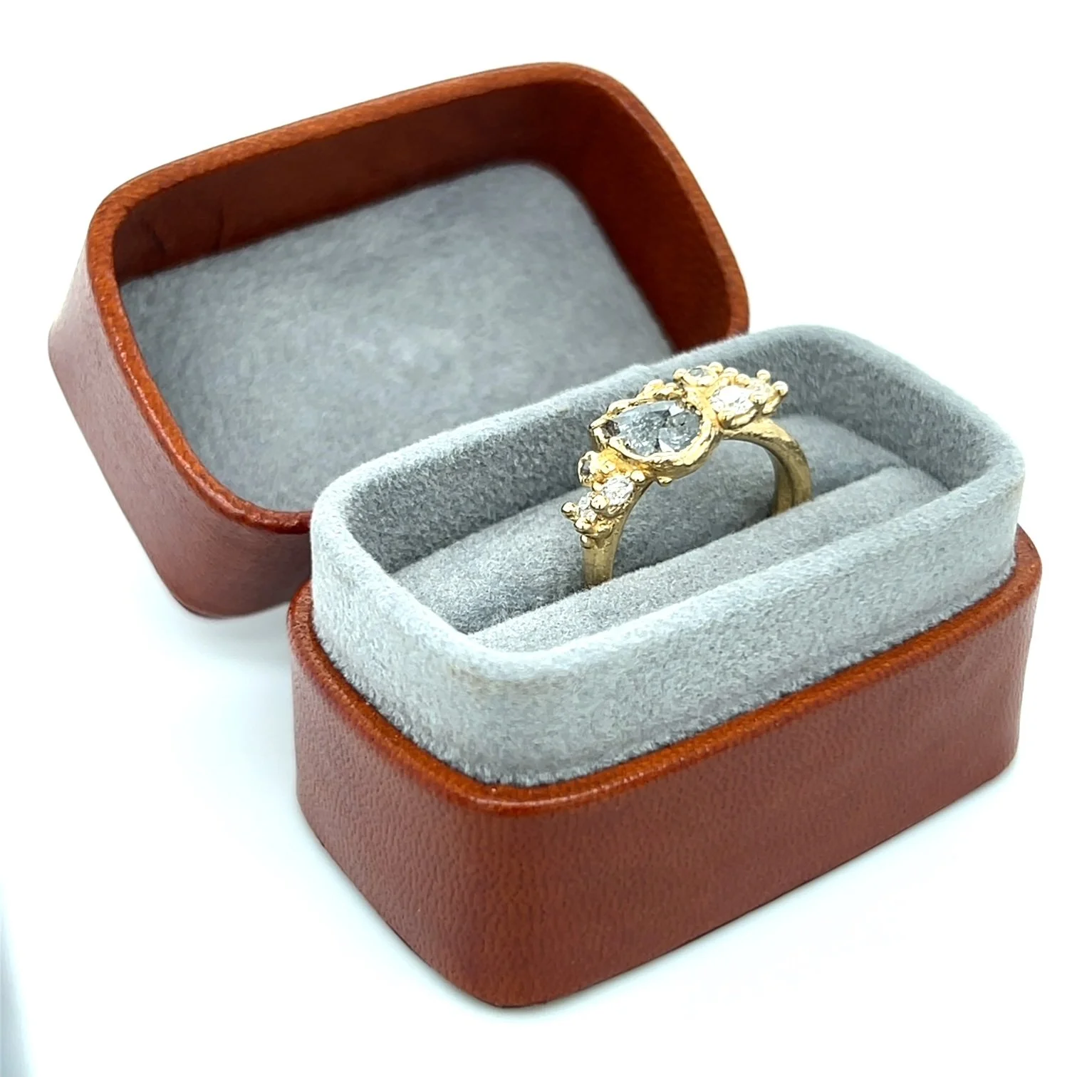 ring-ruth-tomlinson-box.jpg