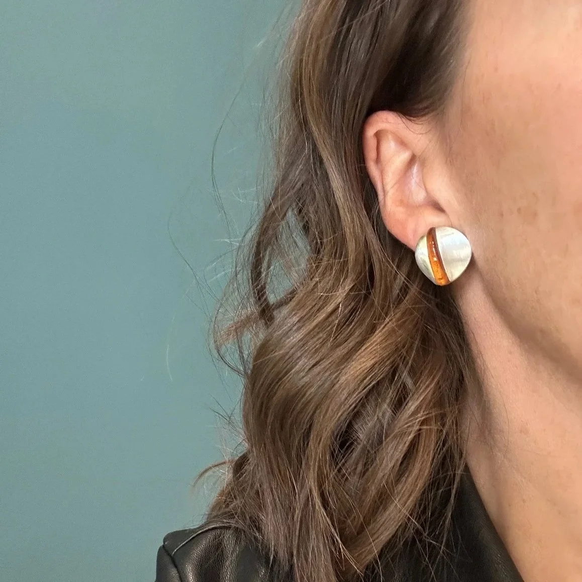 clip-on-silver-amber.jpg