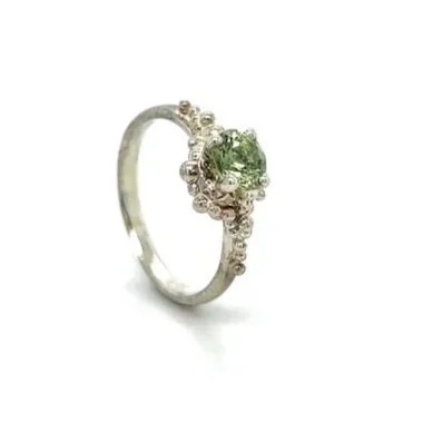 sh-jewellery-edinburgh-contemporary-hannah-bedford-green-sapphire-ring-preloved