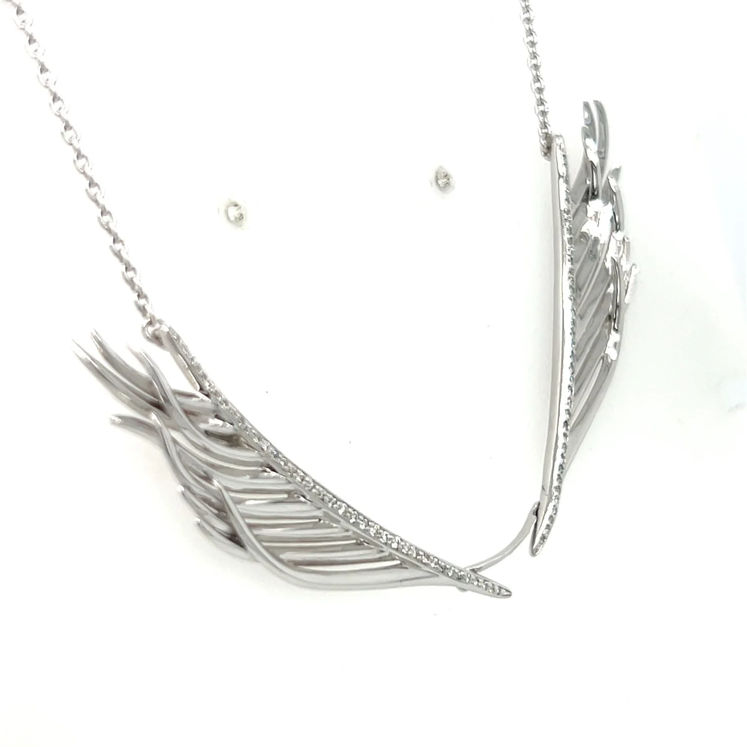 shaune-leane-necklace-diamonds.jpg