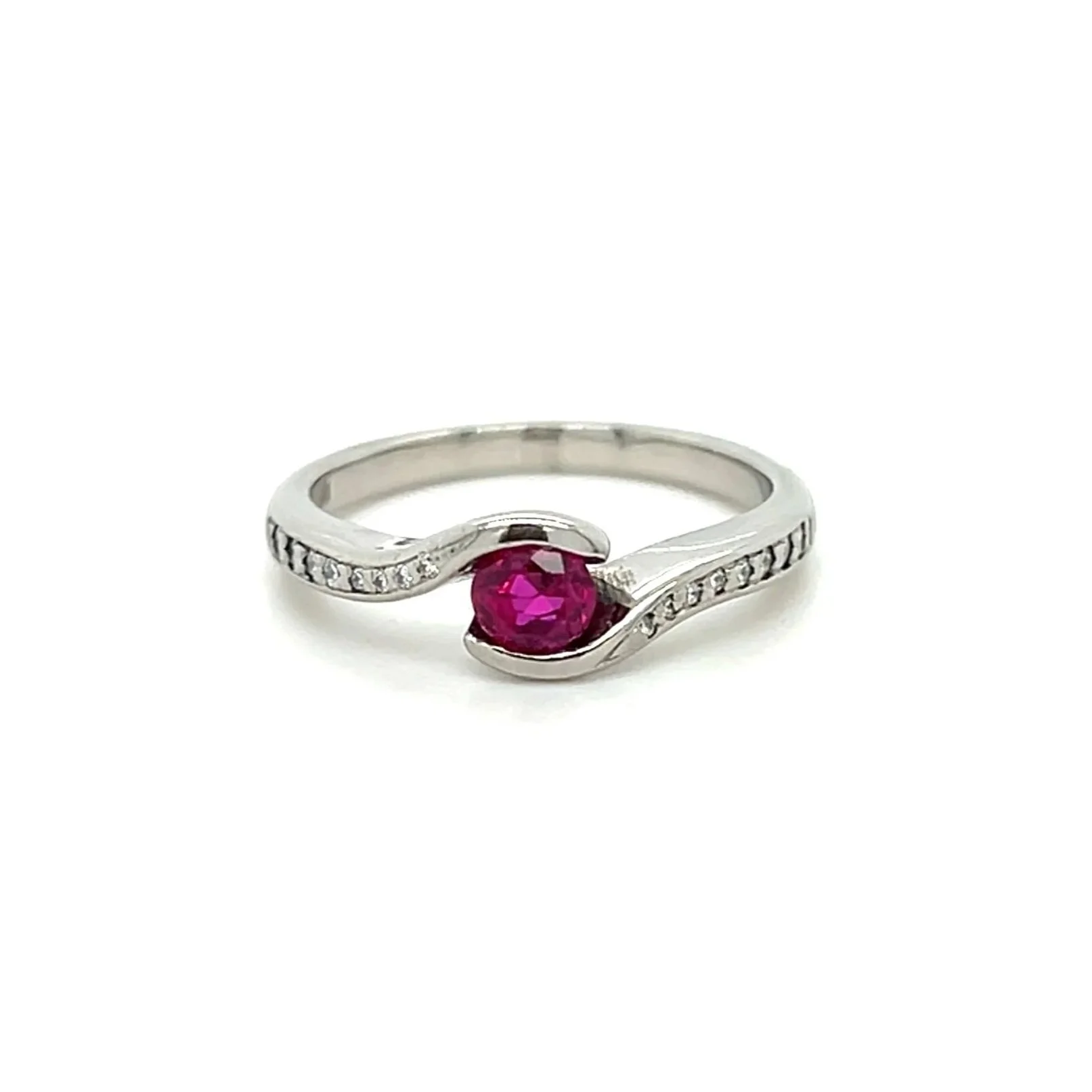 preloved-liam-ross-ruby-diamond-ring.jpg