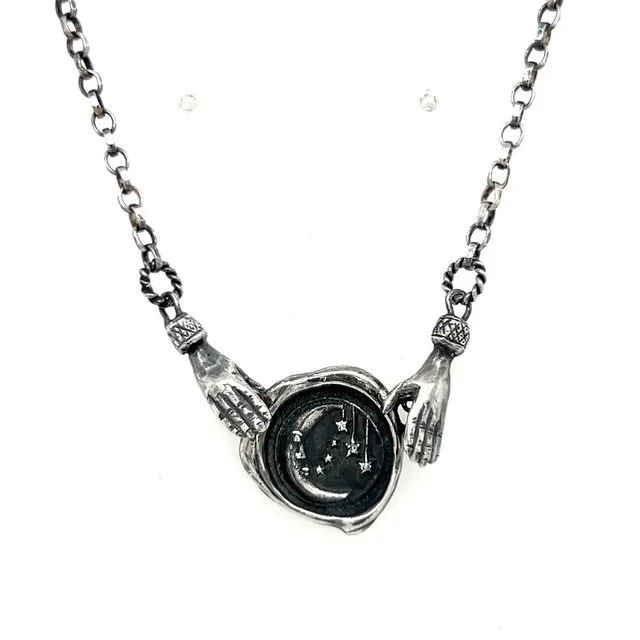 sh-jewellery-edinburgh-contemporary-jessica-de-lotz-zodiac-pendant