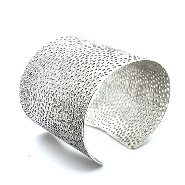 sh-jewellery-edinburgh-contemporary-jane-adam-cuff