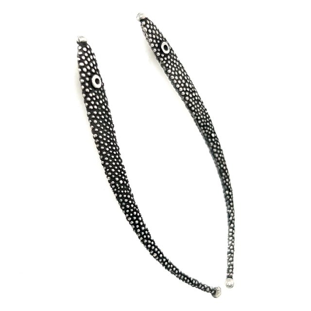 sh-jewellery-edinburgh-contemporary-catherine-hills-phish-earrings