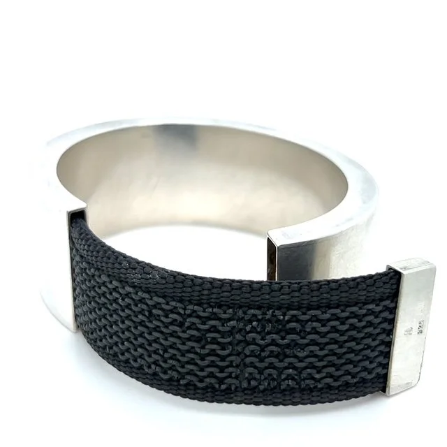 sh-jewellery-edinburgh-contemporary-kano-cuff-preloved