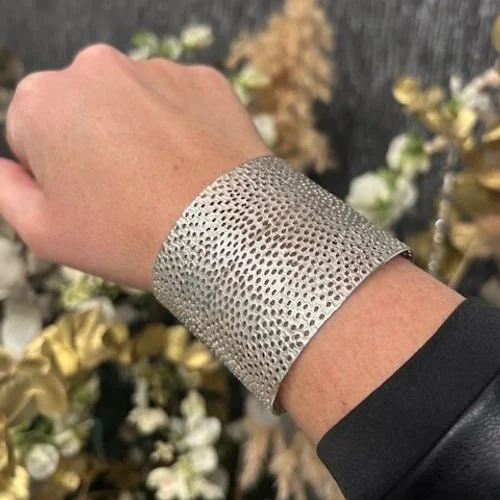 sh-jewellery-edinburgh-contemporary-jane-adam-cuff-sustainable