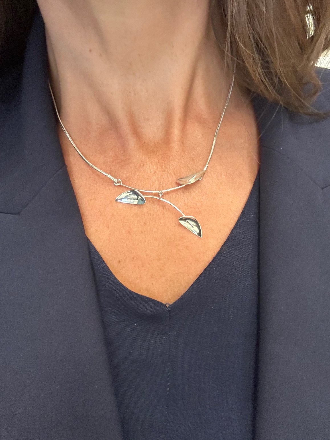 joi-dart-pendant-preloved.jpeg