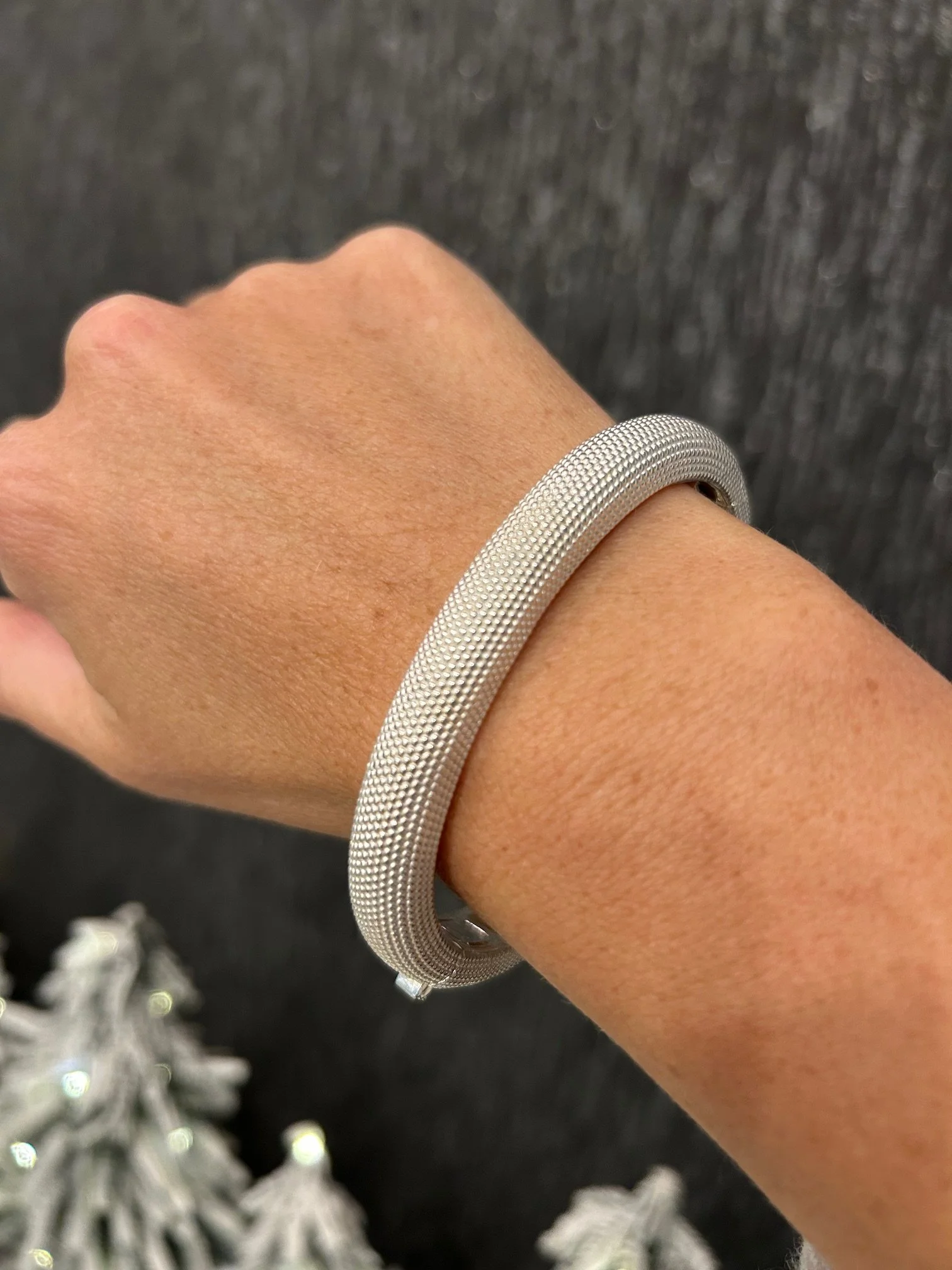 triangel-bangle.jpeg