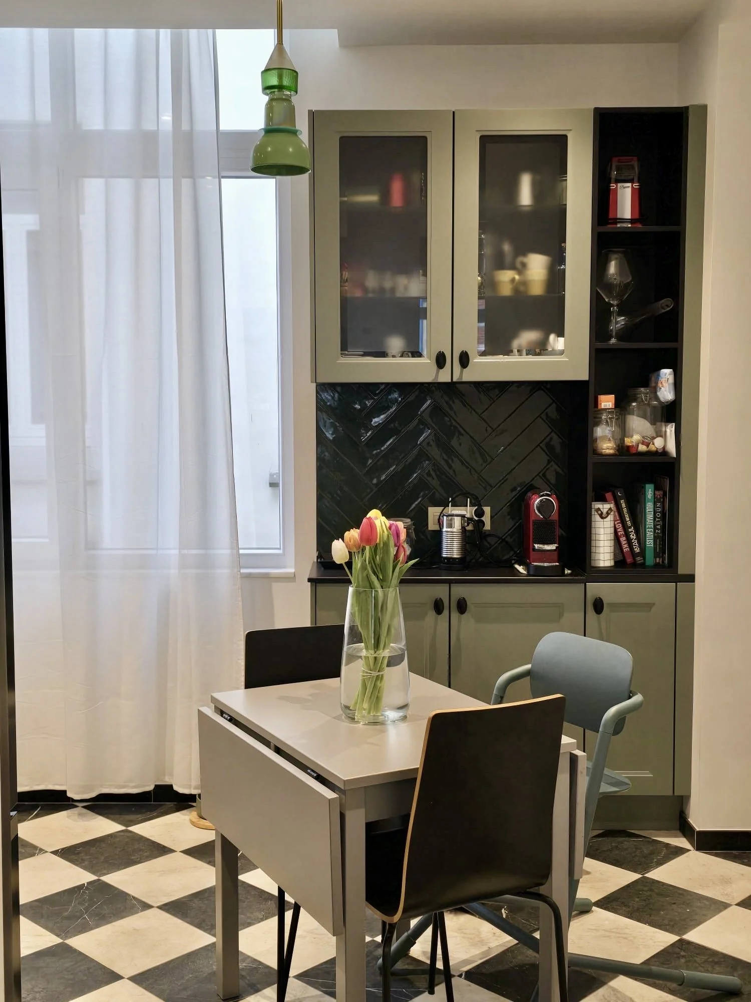 Rénovation totale d’un ancien appartement de 1903 de 260 m² à Rue de Livourne