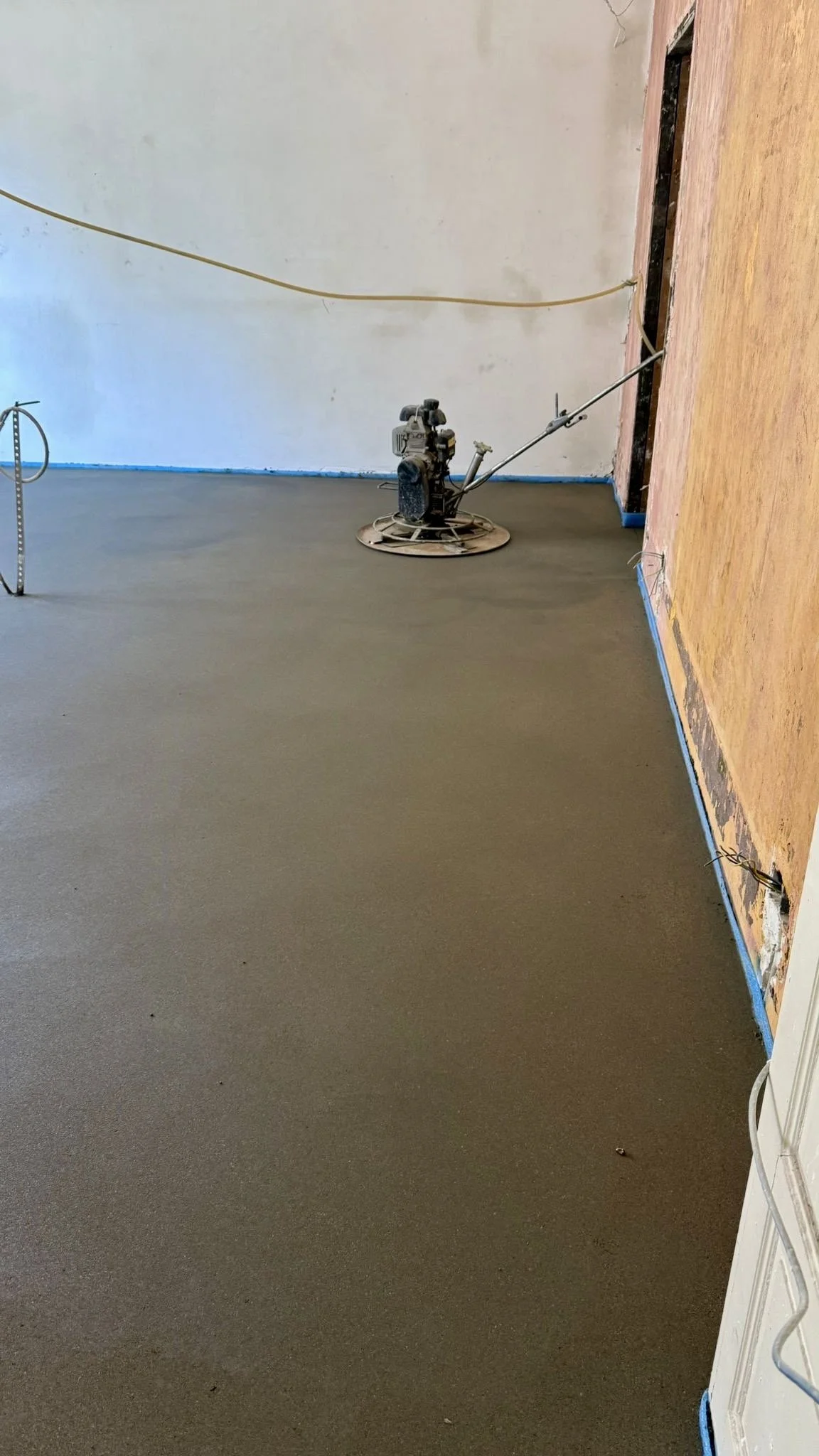 WhatsApp Image 2025-04-28 at 18.00.32 (2).jpeg