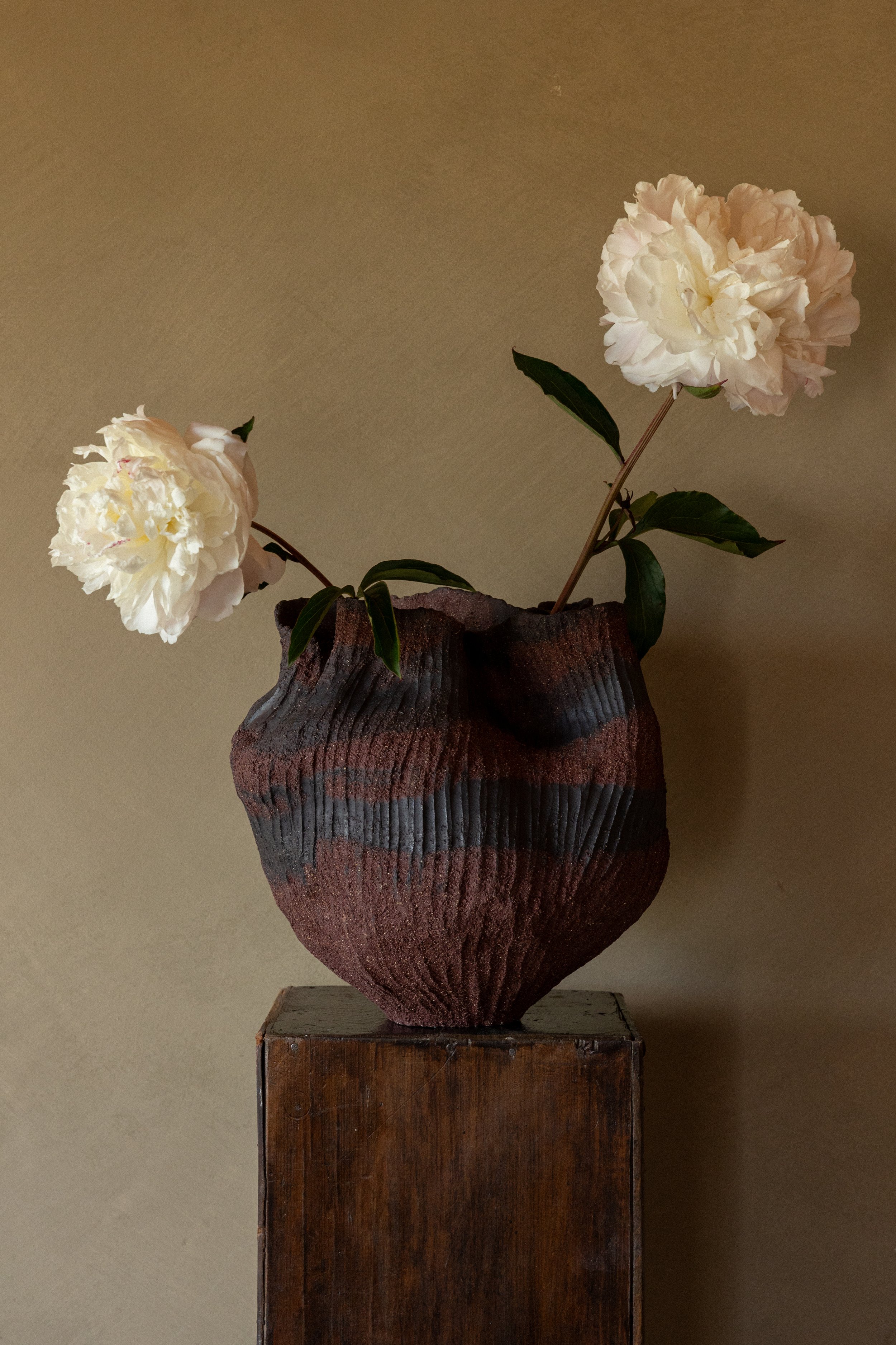 Sculptural vase 3