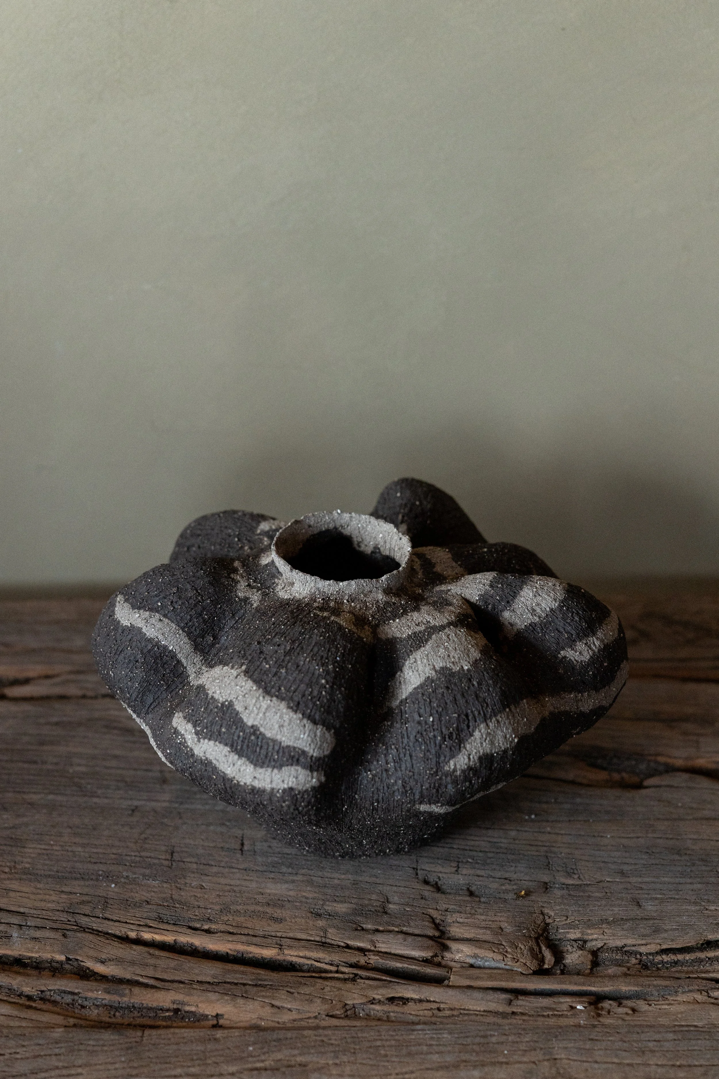 Sculptural vase 11