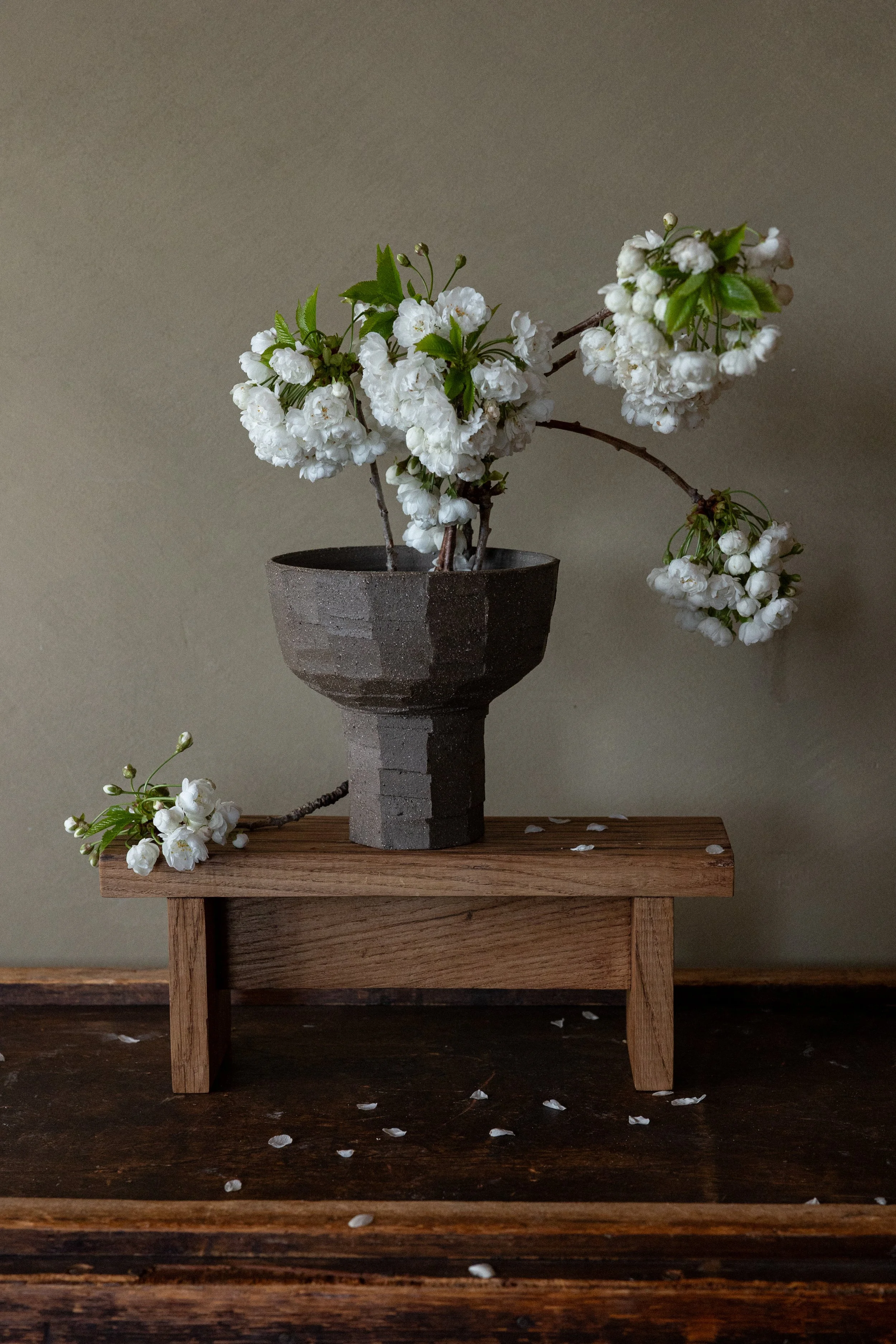 Ikebana bowl 4/ discounted