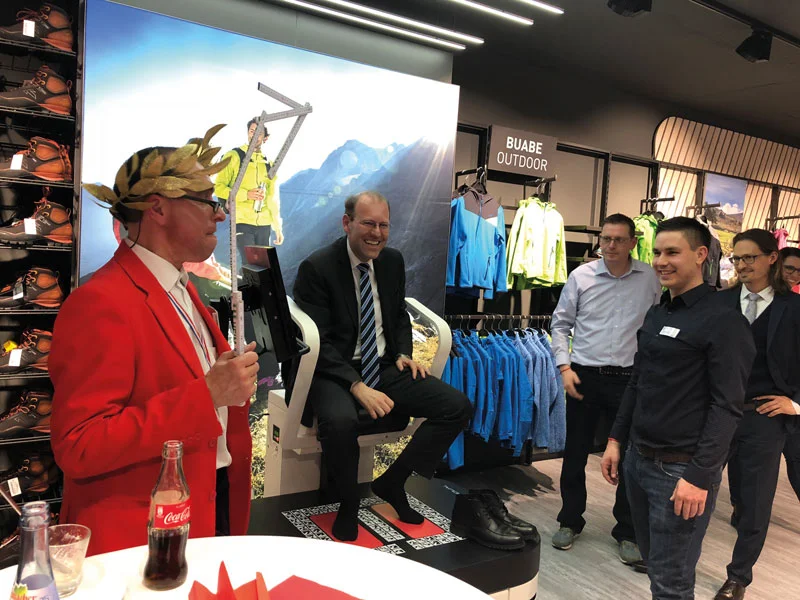 Weckert3_Intersport_opening2.jpg