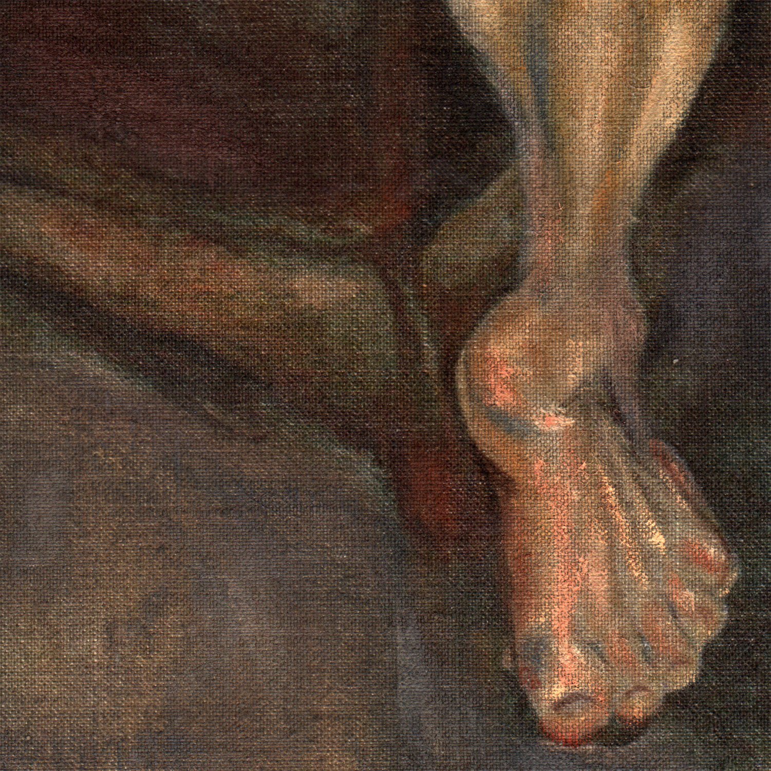 saatchi detail foot.jpg
