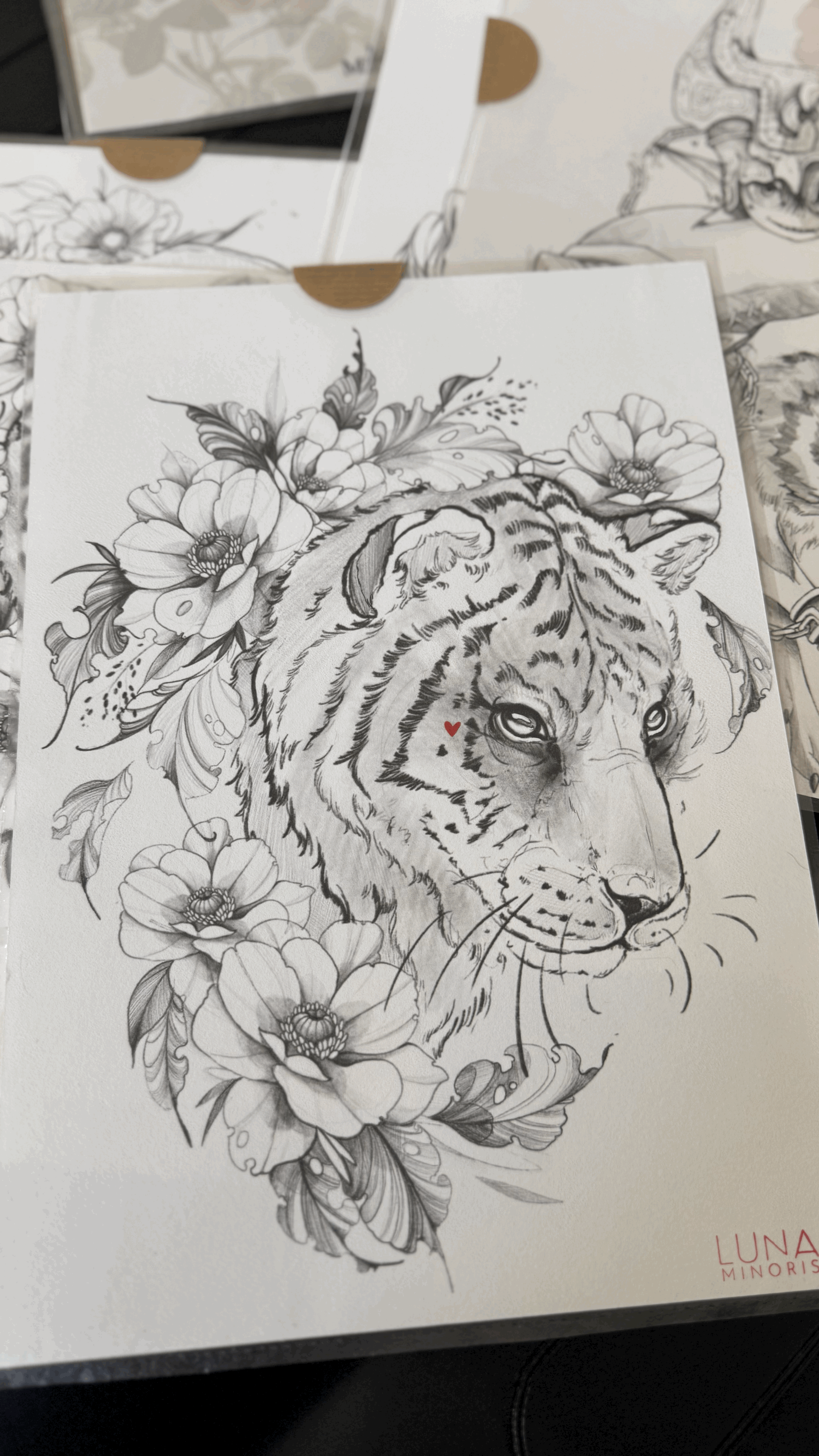 A4 - le tigre aux anémones