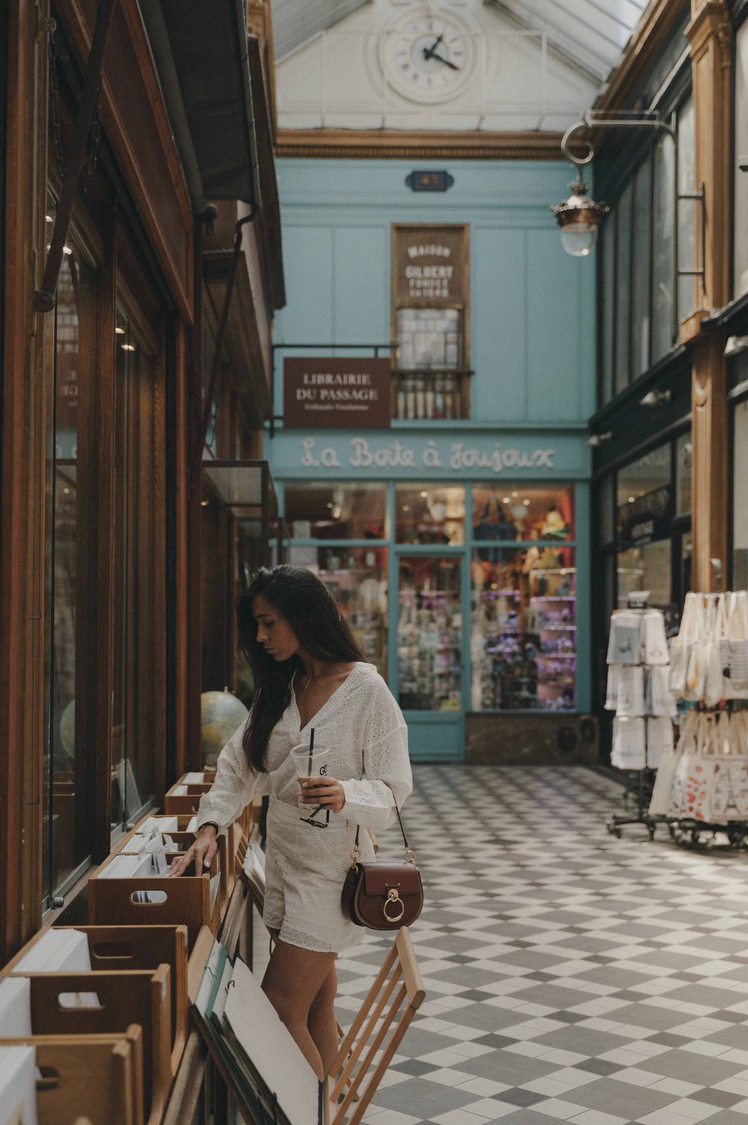 NELL-QUARTIER-06.jpg