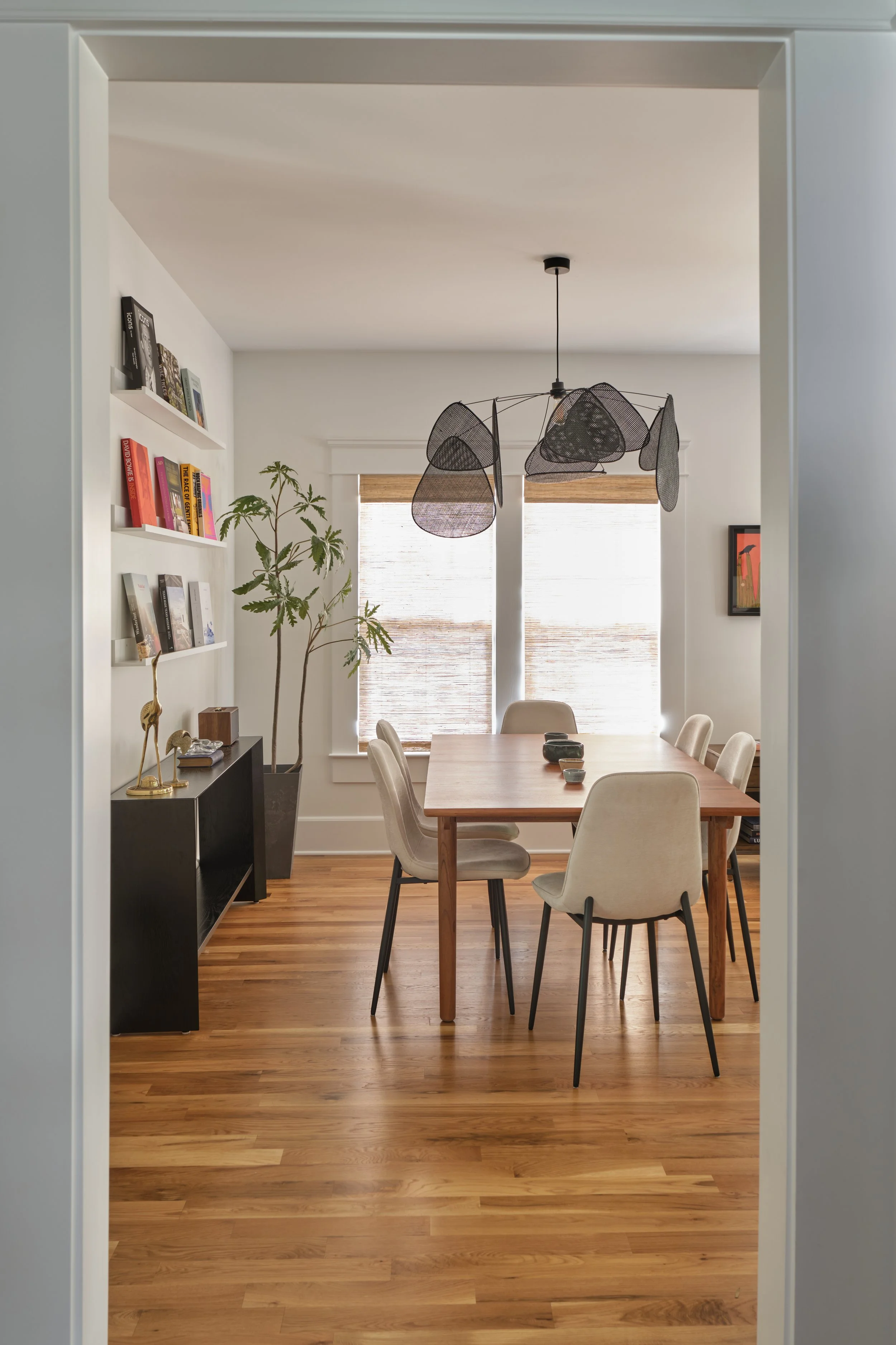 SpringStInteriors5143.jpg