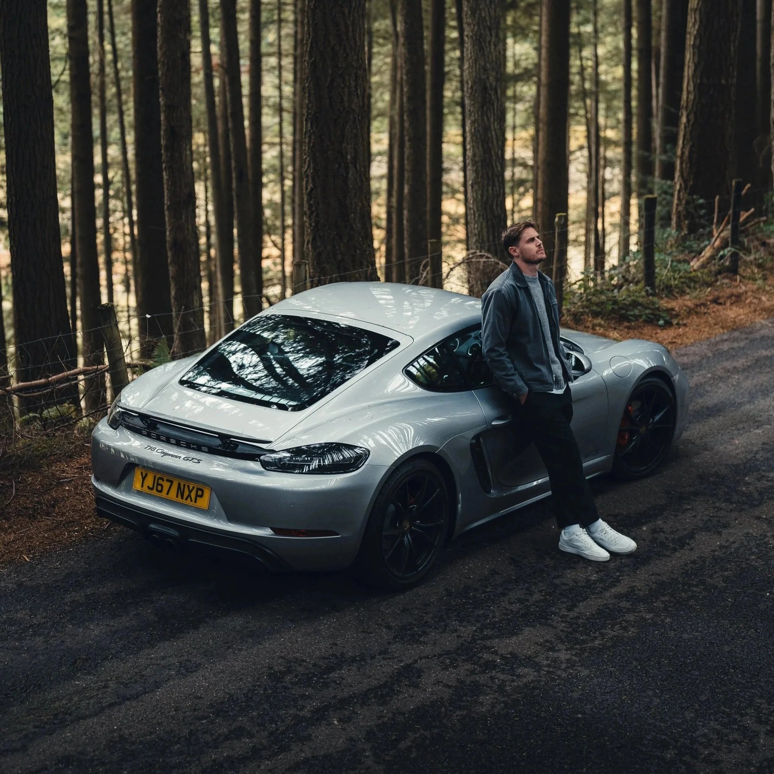 London-based commercial photographer Rob Ash, known as Ashrr