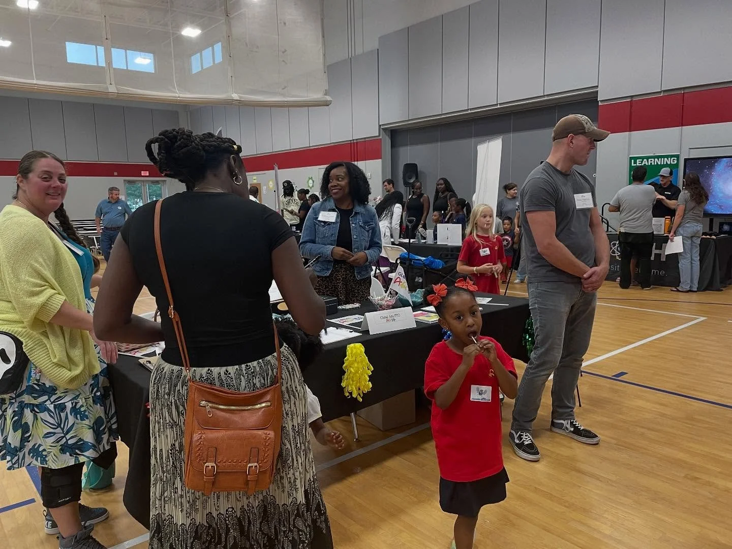 What an amazing Open House!
Our campus was alive with excitement as families, students, and staff came together for a night to remember. π
Student performances lit up the school with talent and energy
π¨ Our glow-in-the-dark visual art gallery wow