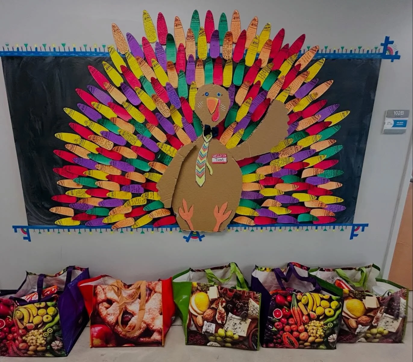 Shout Out to our faith-based partners @crossroadchurchjax for donating Thanksgiving Meals (turkey and all the sides) to FIVE of our families! We are SO thankful for their generosity and our partnership 🧡🦃🧡