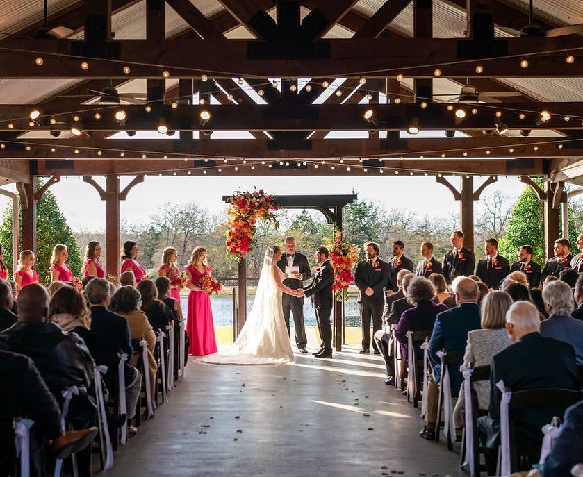 PCR Spotlight: Covered Rain/Heat Plan Pavilion 💗

This sunny day was just perfect under our Lake-Side Pavilion &amp; those florals are just simply perfect 💐😍

As we enter rainy season &amp; those warm Summer months, we wanted to highlight our cove