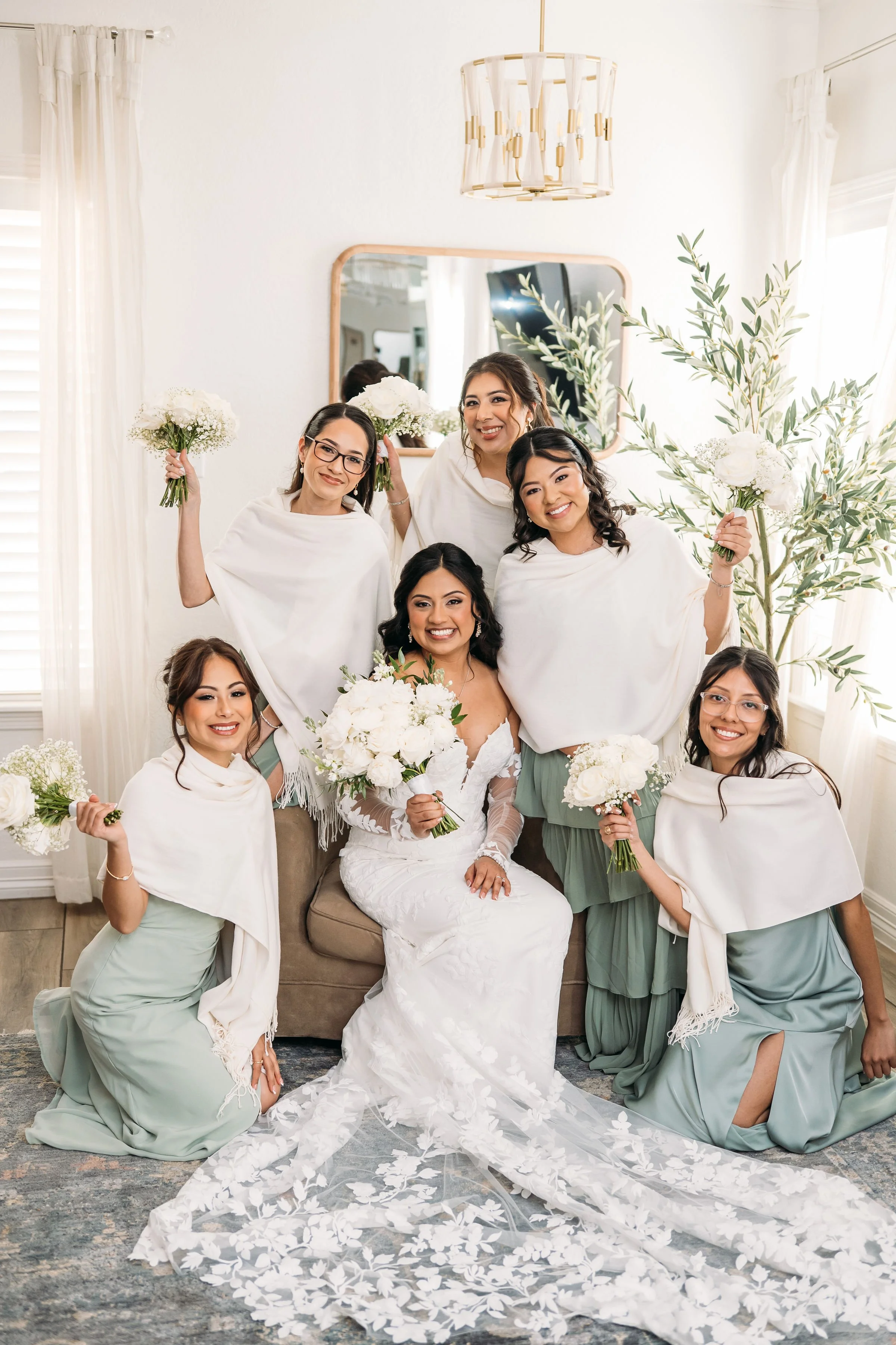wedding dress venue bridal suite brides cottage getting ready wedding day college station houston texas overnight lodging on-site stay