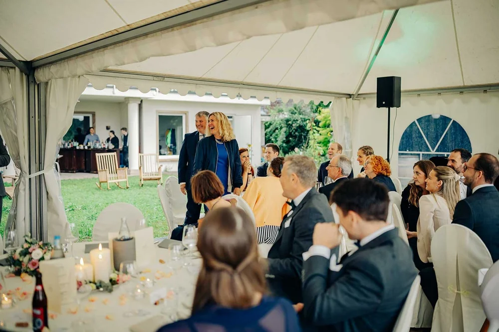 feier-brautpaar-hochzeit-zelt-garten-meppen_109.jpeg