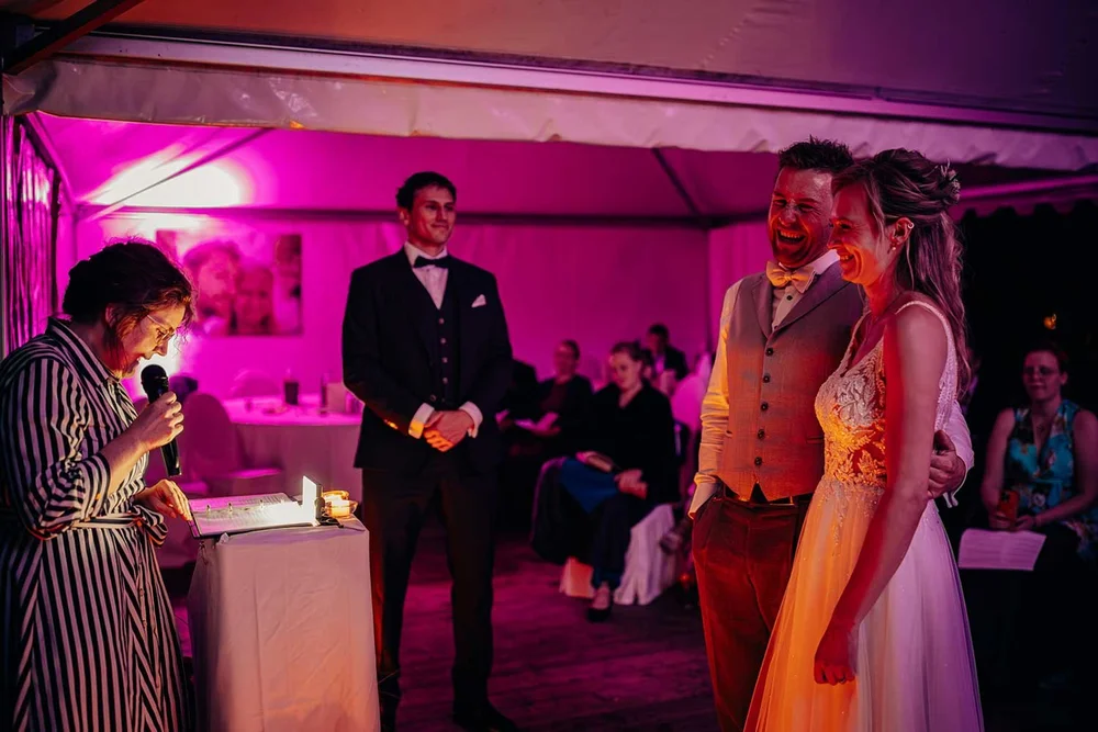 feier-brautpaar-hochzeit-zelt-garten-meppen_254.jpeg