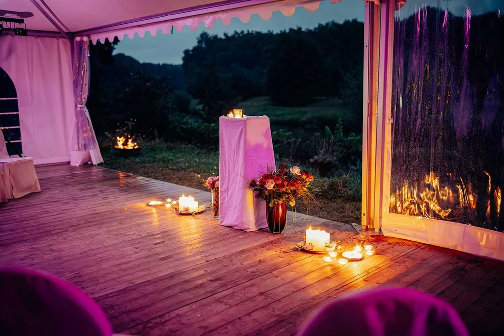 feier-brautpaar-hochzeit-zelt-garten-meppen_228.jpeg