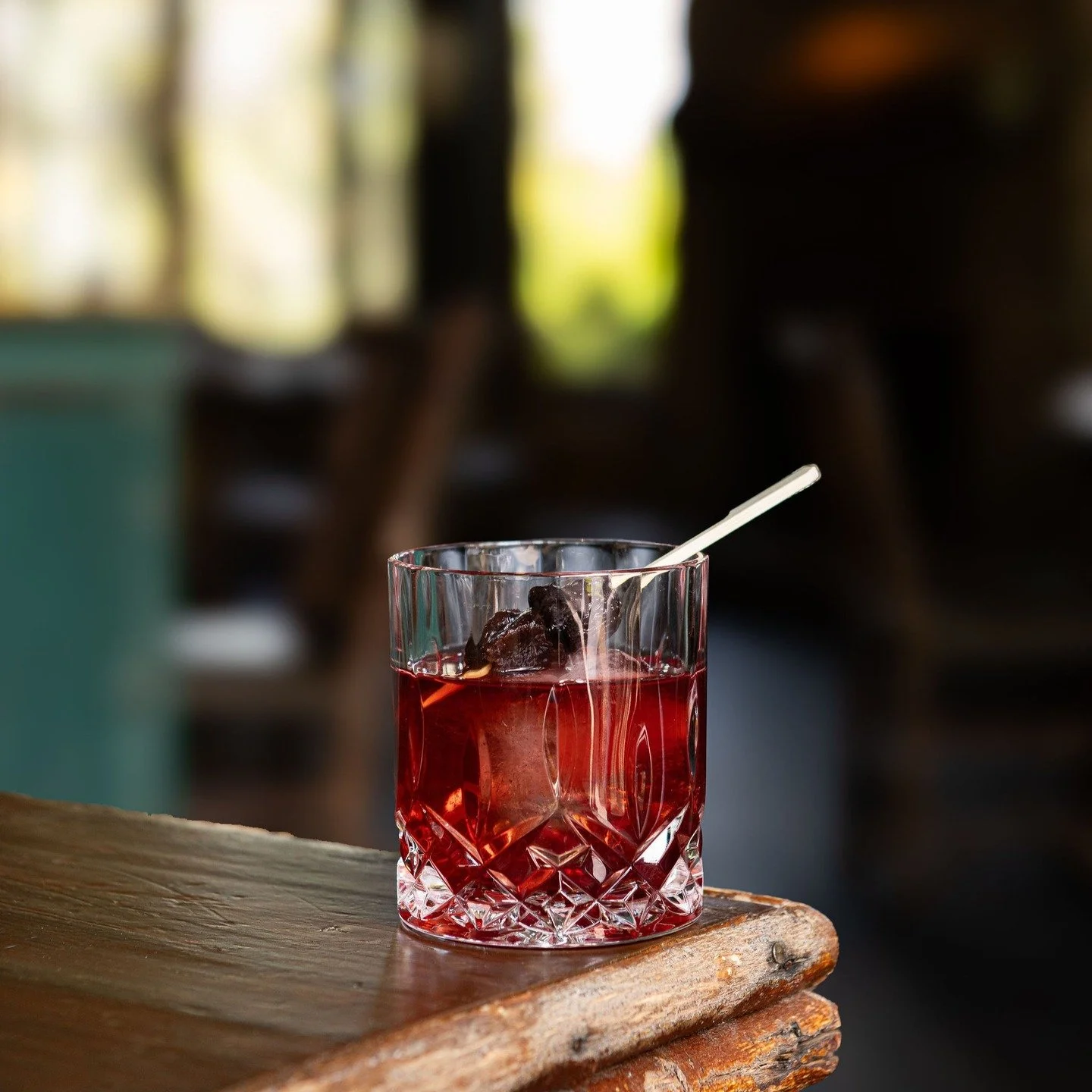 A bold twist on a classic. This beauty pairs Bearface Canadian Whisky with the tart punch of Krang Sour Cherry. Dangerously sippable and the perfect companion for crisp evenings by the river. 

Photo: @py_lens 
#rivercafeyyc #justafallwalkinthepark #