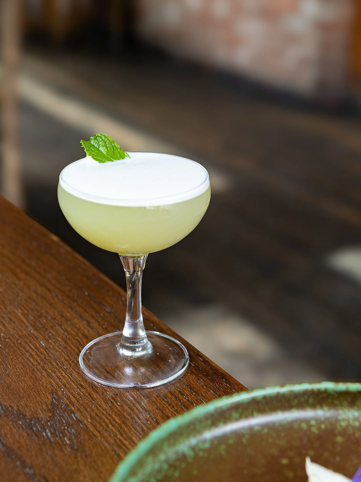 Take #justawalkinthepark and find yourself at our front path that leads to libations, laughter and fall park views. Join us for a cocktail (or two). 
Photo @py_lens 
#rivercafeyyc #princesislandpark #YYCFoodies #YYCCocktails #gojaysgo⚾️ #yycfood