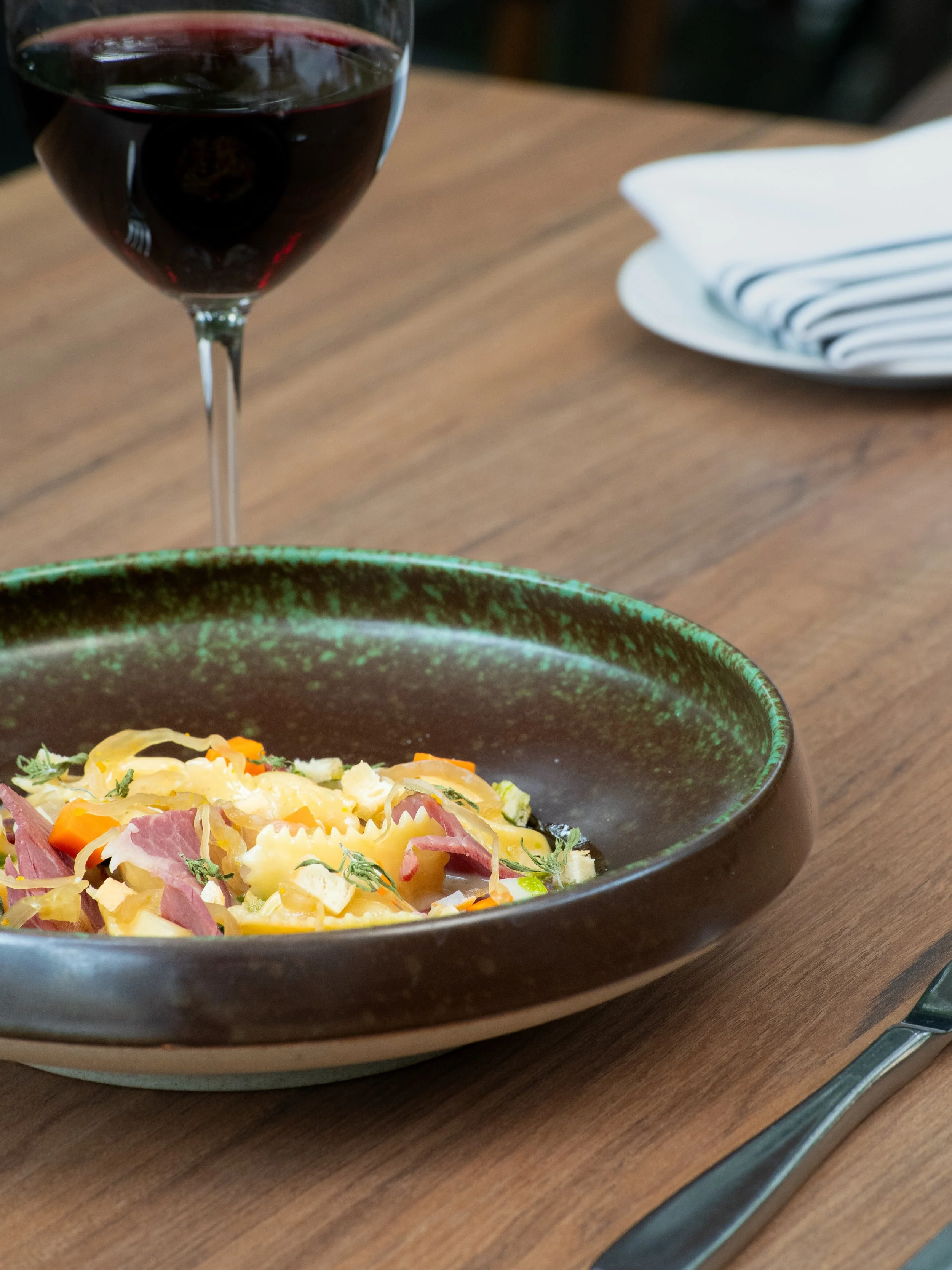 This October, Executive Chef Kristen Livingston revisits her East Coast roots with a Canadian-inspired pasta created alongside #pastalafeasta: Jiggs Dinner Agnolotti with peas pudding, corned beef brisket, and fall vegetables from our local growers. 