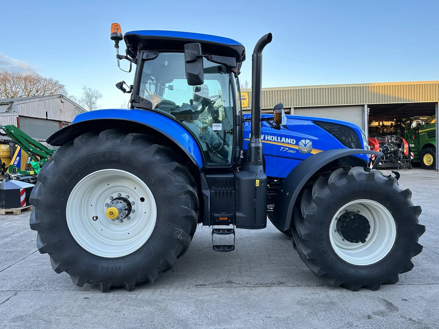 New Holland tractor for sale in Walterston, Llancarfan, Barry, Vale of Glamorgan — photo 6