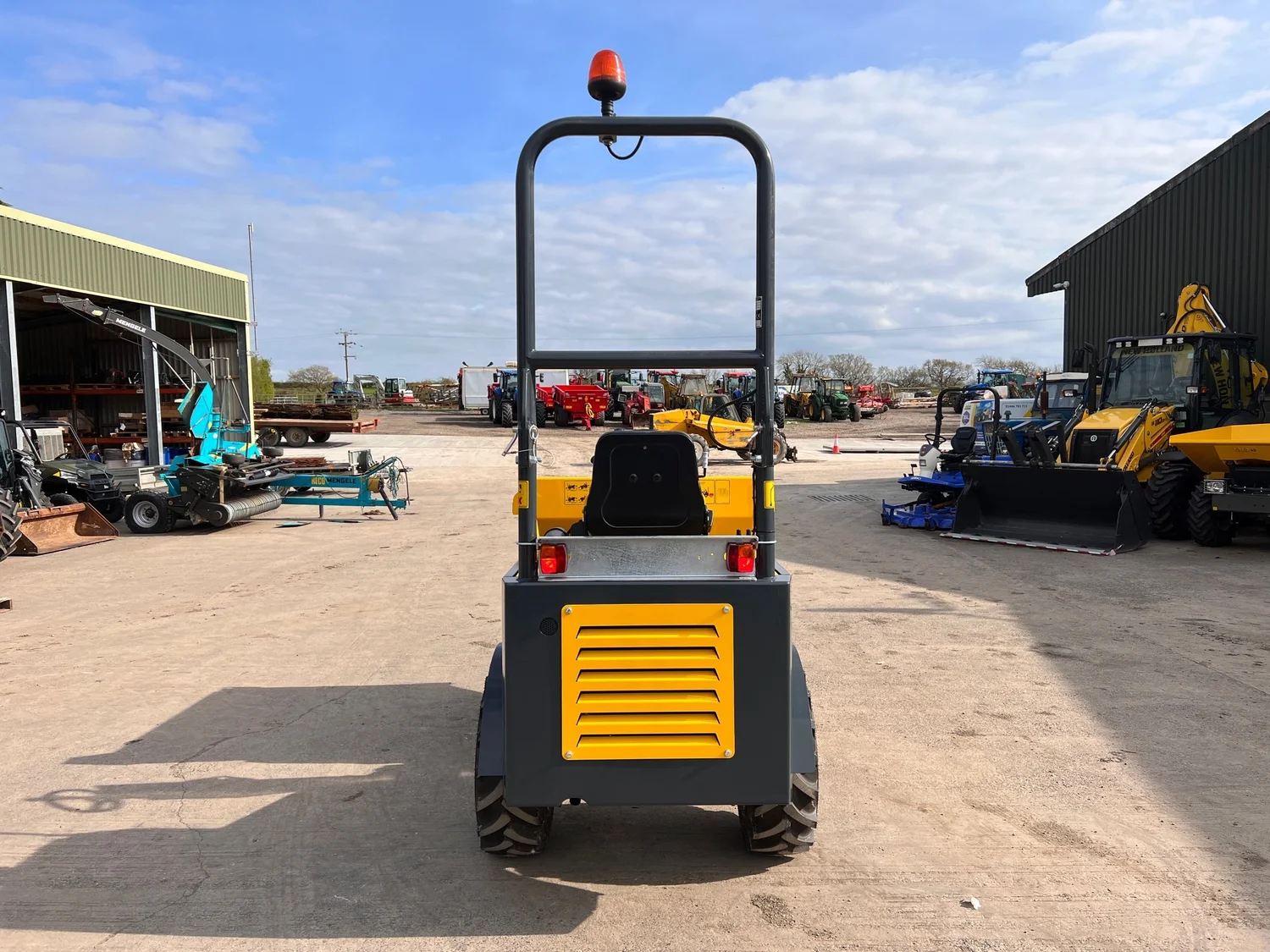 NC 1.5 HT Site Dumper dumper for sale in Walterston, Llancarfan, Barry, Vale of Glamorgan — photo 7