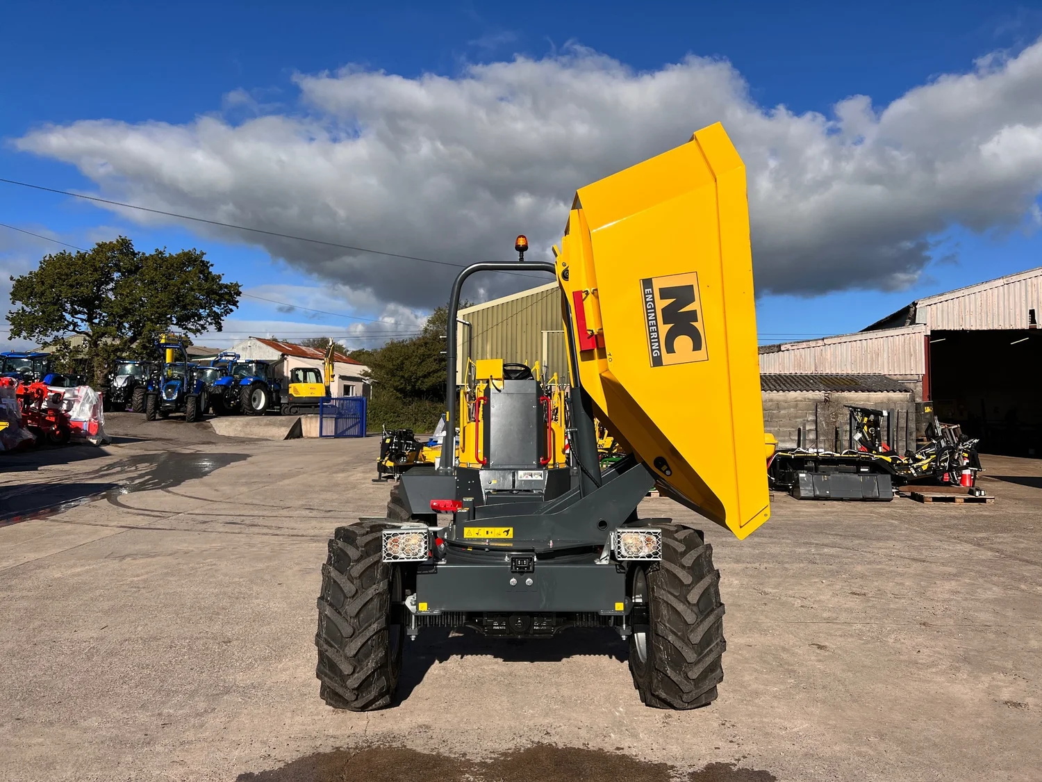 NC 6.0 Power Swivel dumper for sale in Walterston, Llancarfan, Barry, Vale of Glamorgan — photo 11